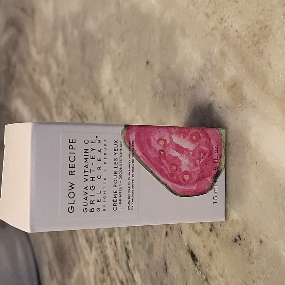 Glow recipe Guava vitamin C Bright eye gel cream